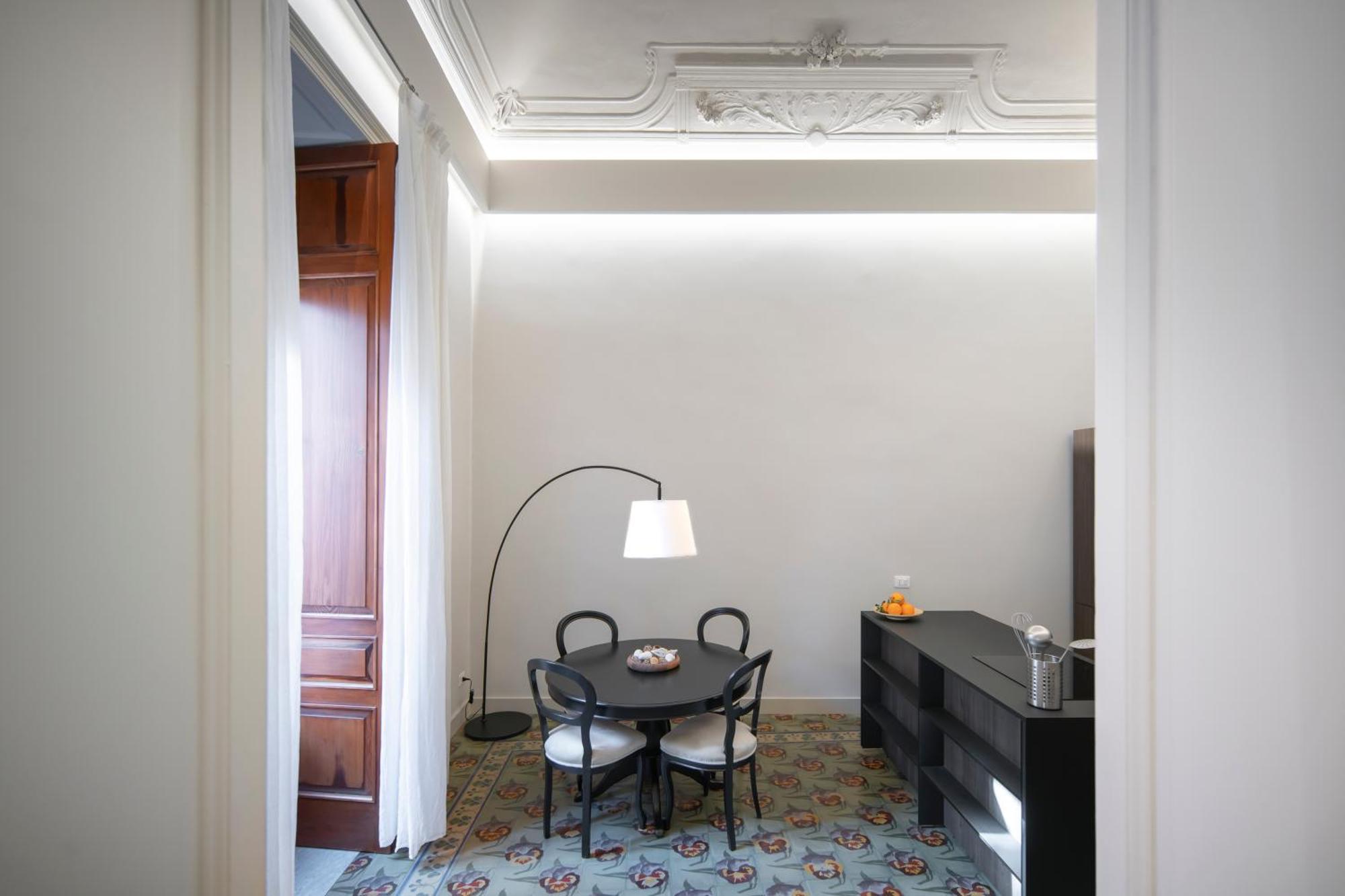 Mirone - Suite Apartments Catania Centro Luaran gambar