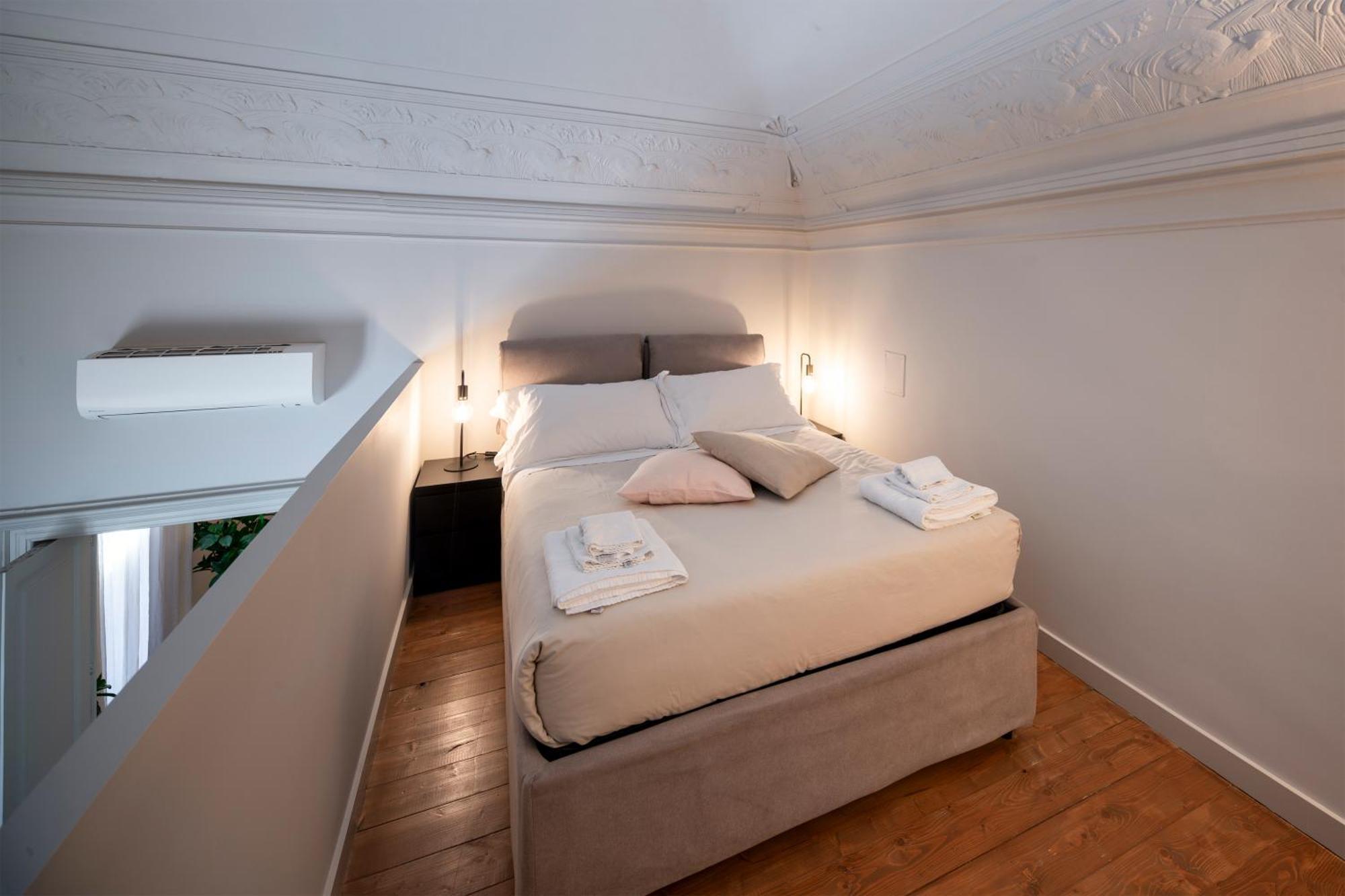 Mirone - Suite Apartments Catania Centro Luaran gambar